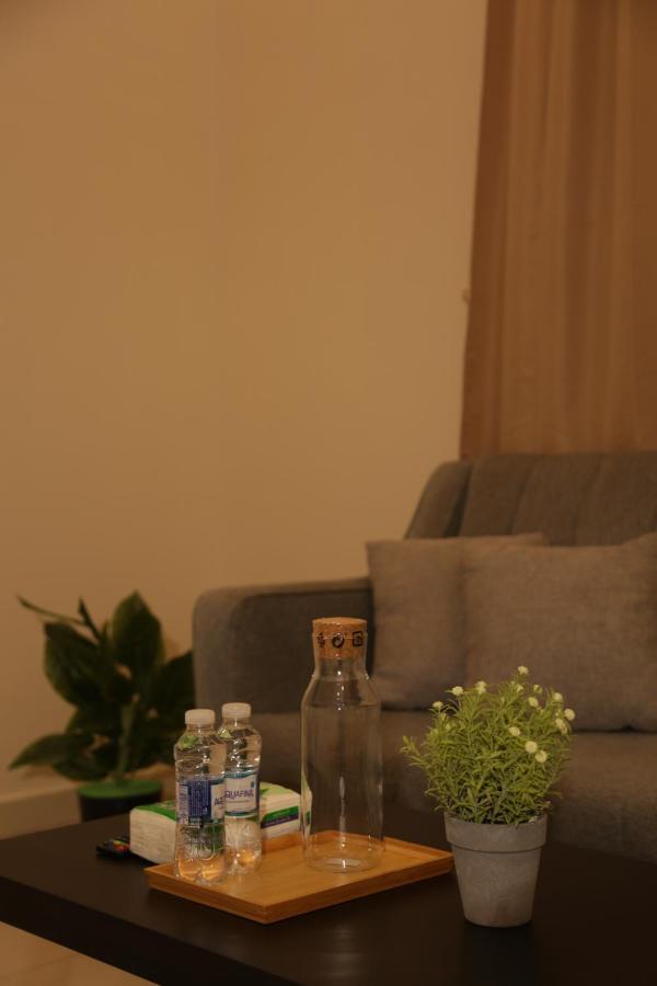 Spacious Apartments At Basla St 3 Mins From King Fahd Stadium Riyadh Exterior photo